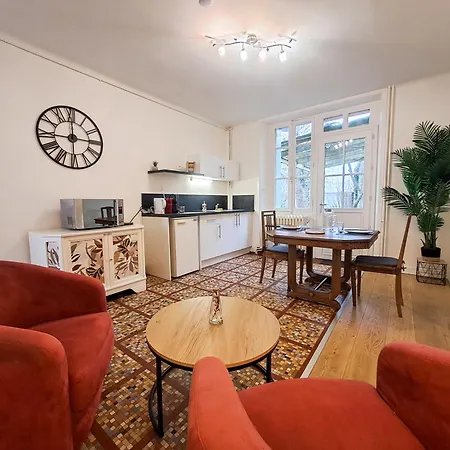 Apartment Le Mosaique, Proche Gare, Terrasse, Parking Prive